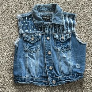 Small Rue 21 Star and Stripes Denim Distressed Vest